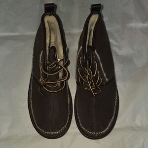 NWT UGG Boots. Size 8